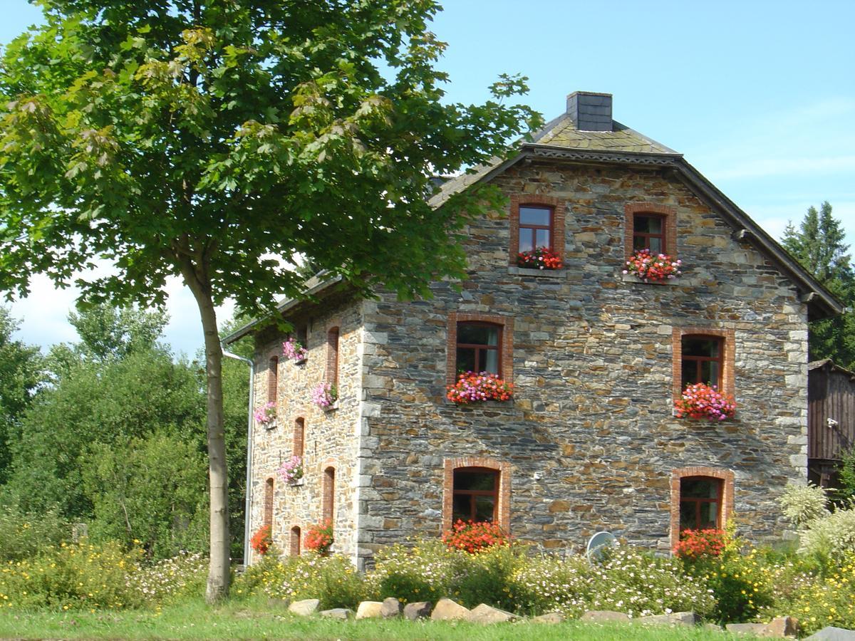 Bed & Breakfast Schlommefurth Bed & Breakfast St. Vith Bagian luar foto